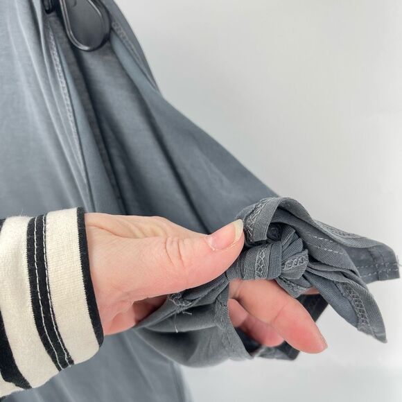 Green Envelope Women's Blouse Cold Shoulder Tie Sleeve Stretch Gray Size Small - Picture 5 of 9